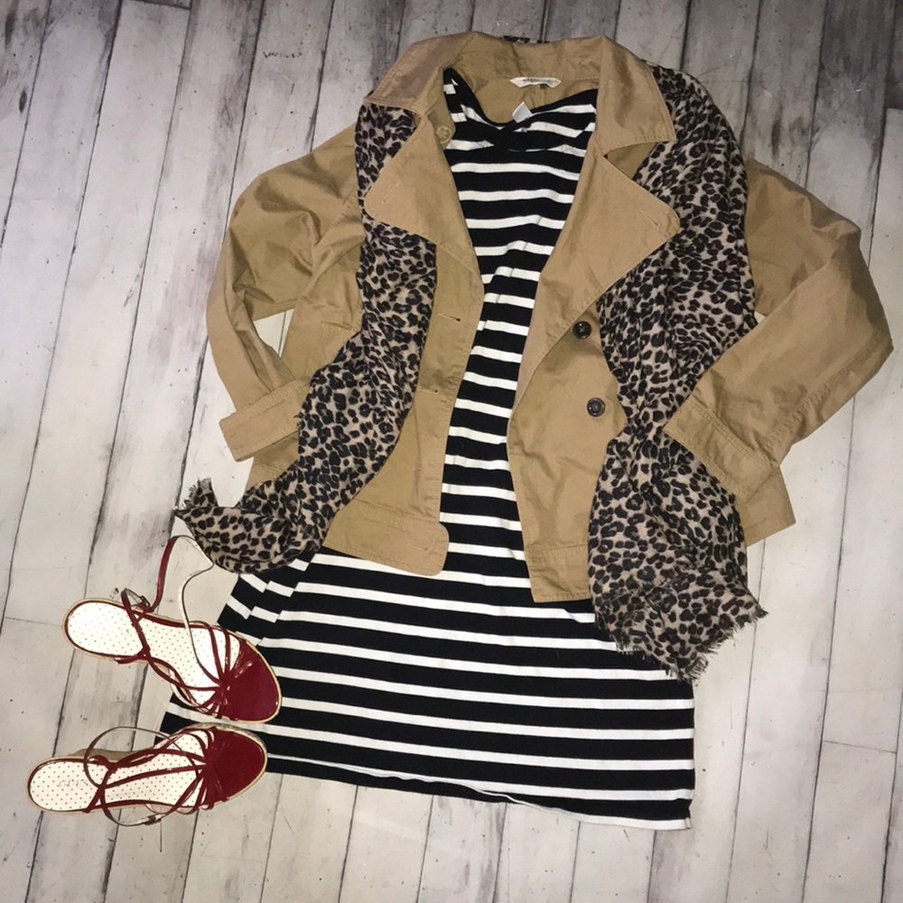 Light weight camel colored peacoat